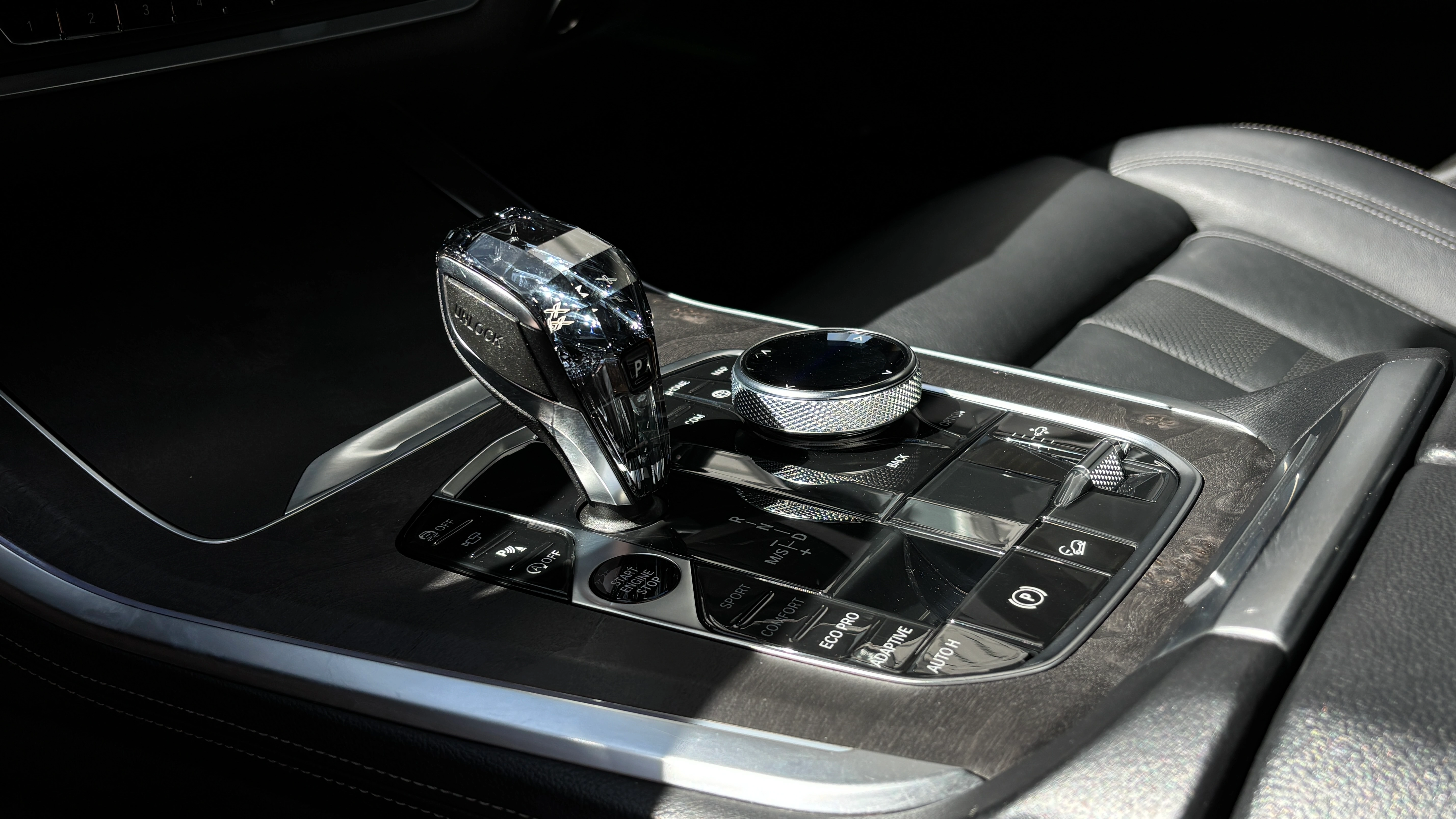 Professional mobile car detailing service in Calgary